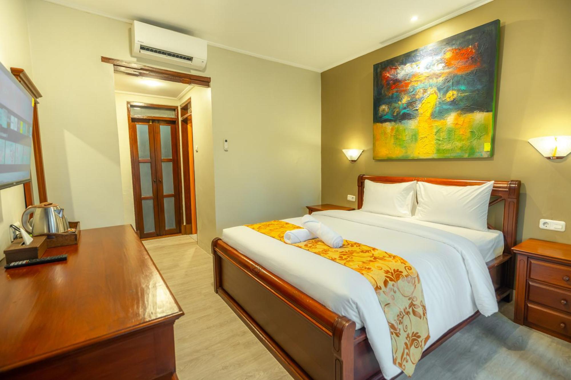 The Central Lovina Hotel & Restaurant 외부 사진